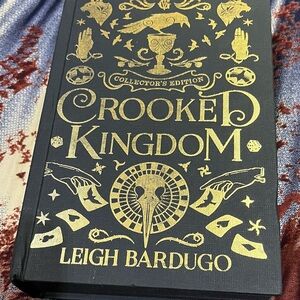 Crooked Kingdom Collector's Edition